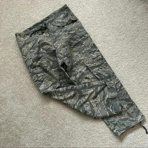 USAF Cold Weather Tiger Stripe Camouflage Trousers Pants L Men SPM1C1-08-D-1041 - Picture 1 of 15
